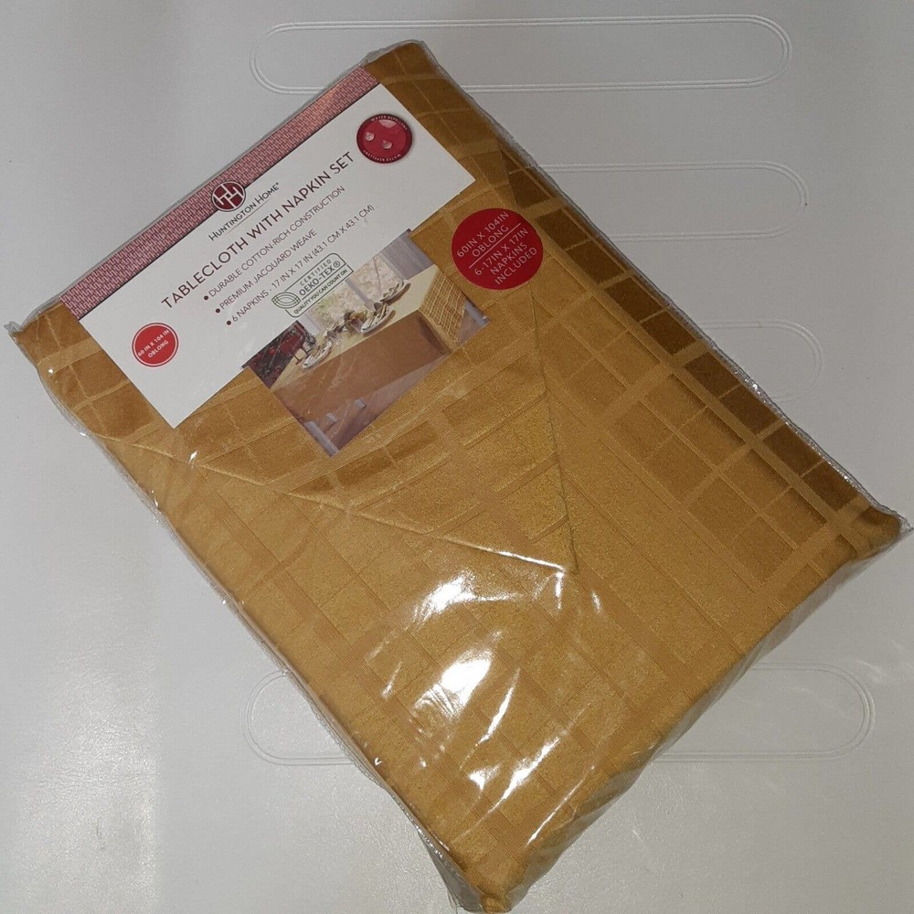 Huntington Home 60 x 104 Oblong Tablecloth & Napkin Set Premium Jacquard Weave
